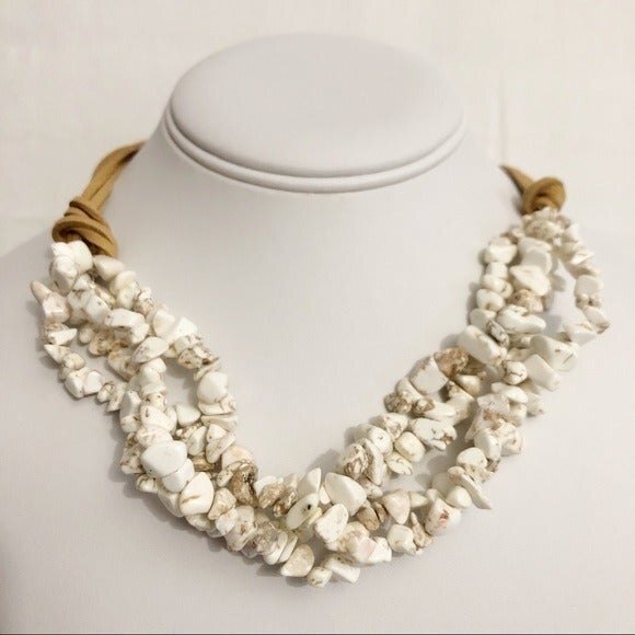 Natasha Layered Chip Stone Necklace White Tan NWT - Picture 1 of 7